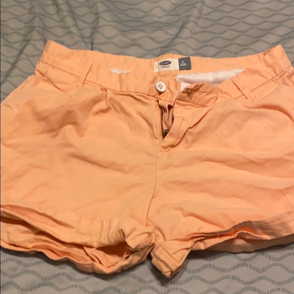Old navy khaki shorts